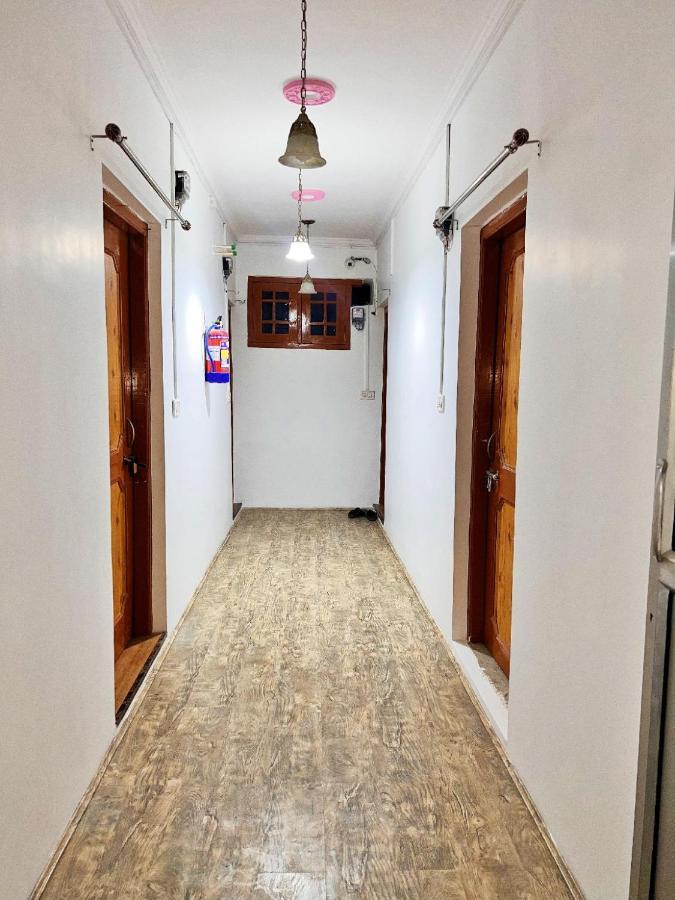 Roseline Inn Srīnagar المظهر الخارجي الصورة