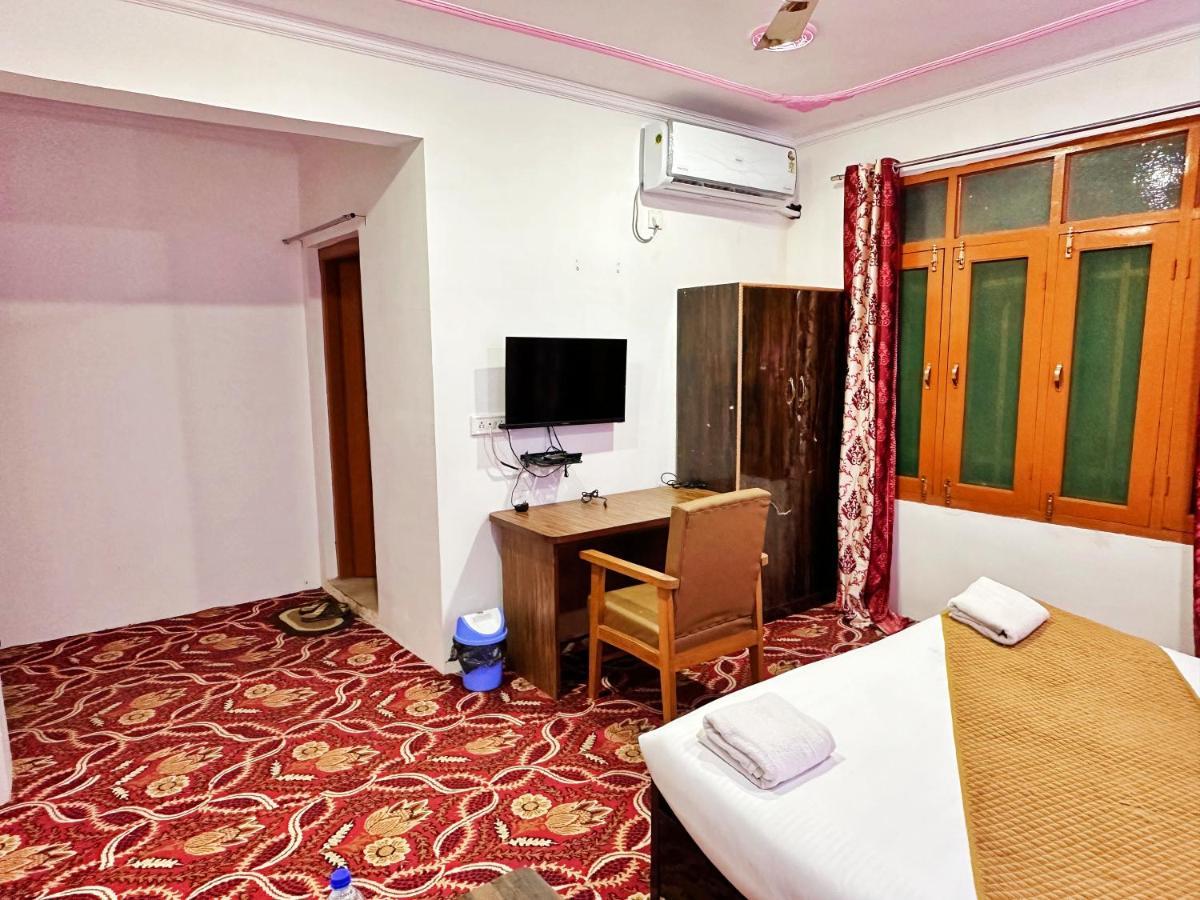 Roseline Inn Srīnagar المظهر الخارجي الصورة