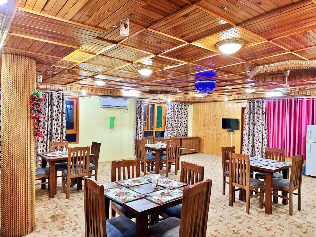 Roseline Inn Srīnagar المظهر الخارجي الصورة