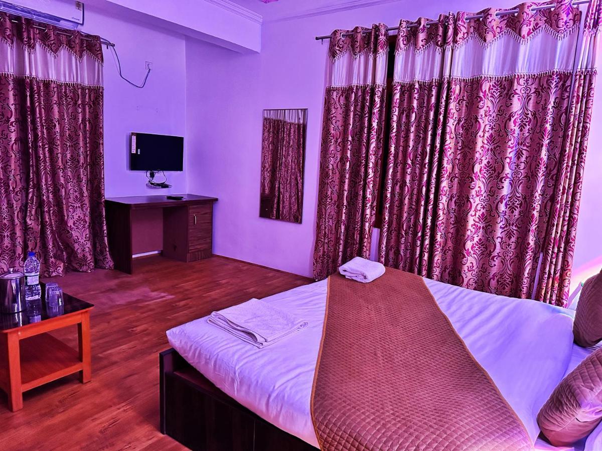 Roseline Inn Srīnagar المظهر الخارجي الصورة