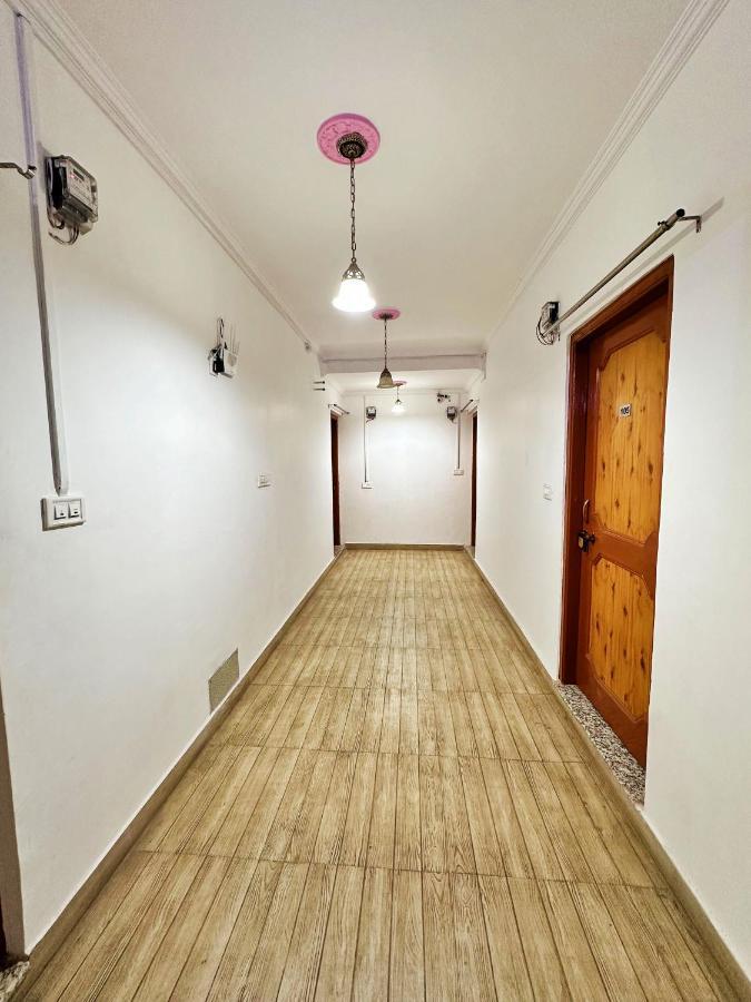 Roseline Inn Srīnagar المظهر الخارجي الصورة