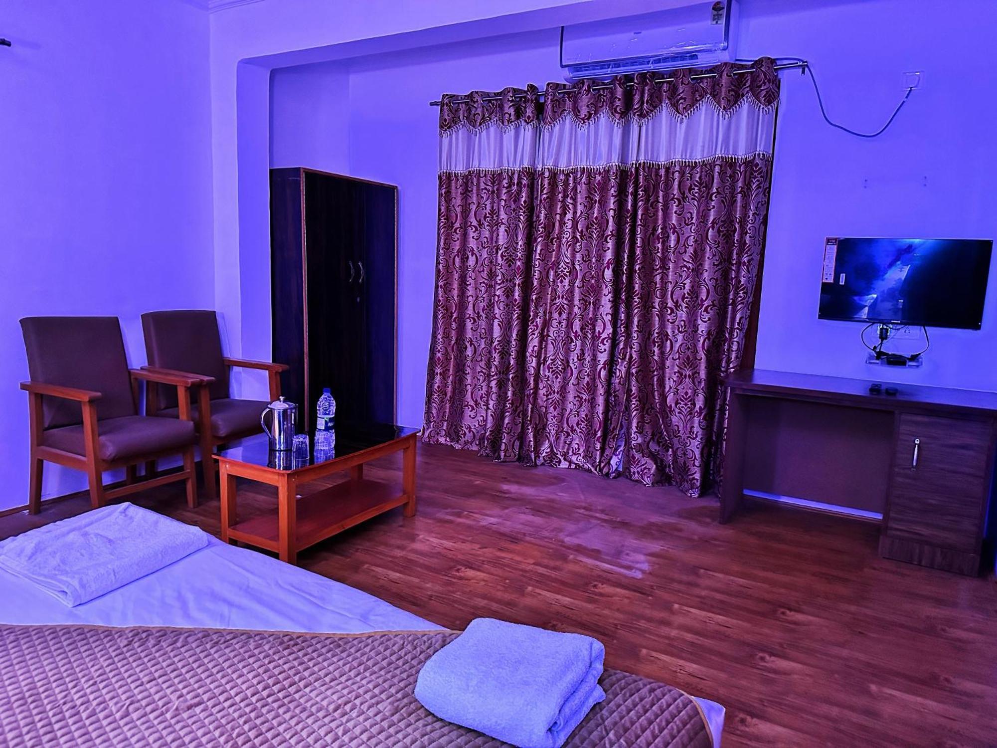 Roseline Inn Srīnagar المظهر الخارجي الصورة