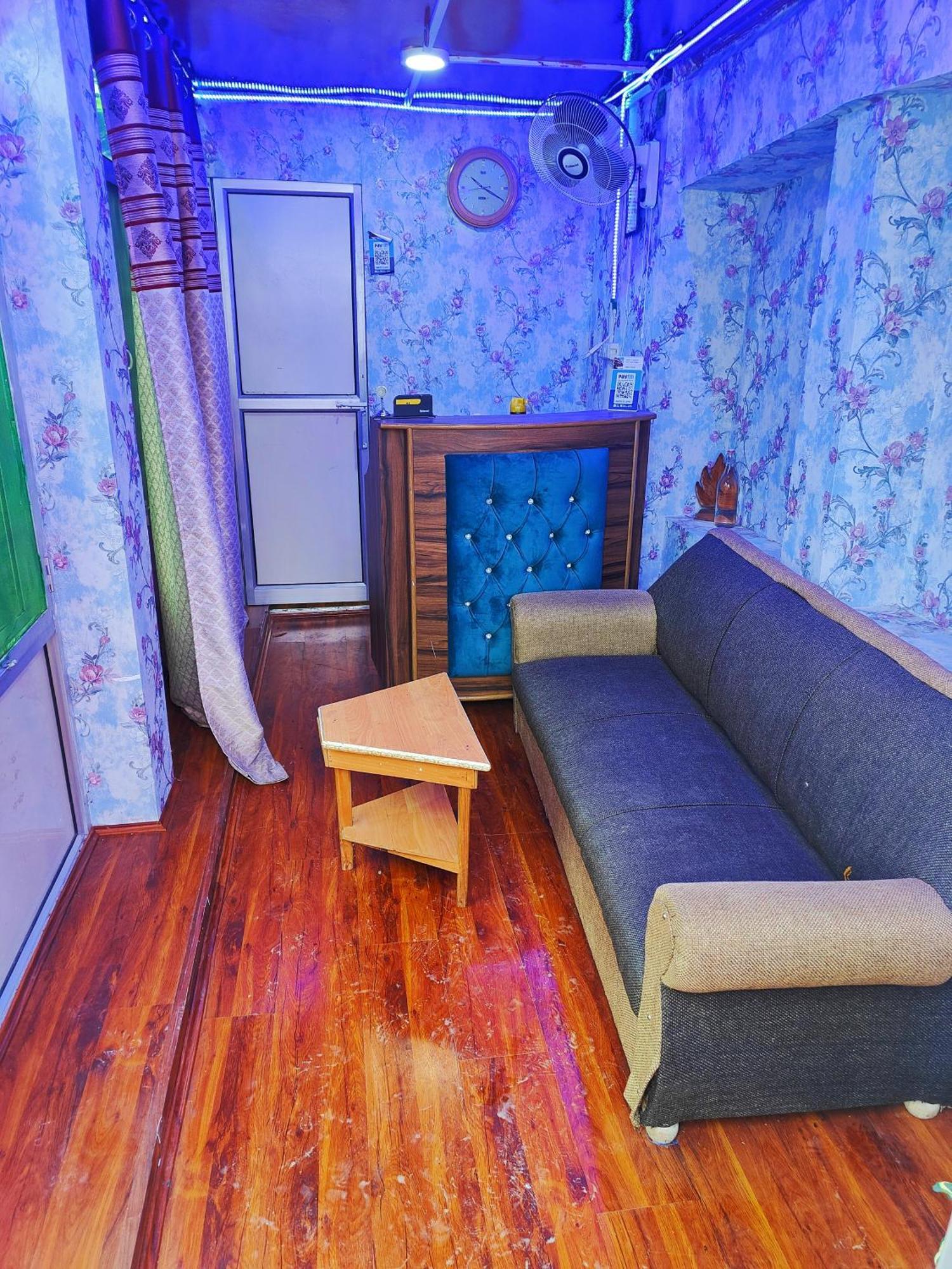 Roseline Inn Srīnagar المظهر الخارجي الصورة