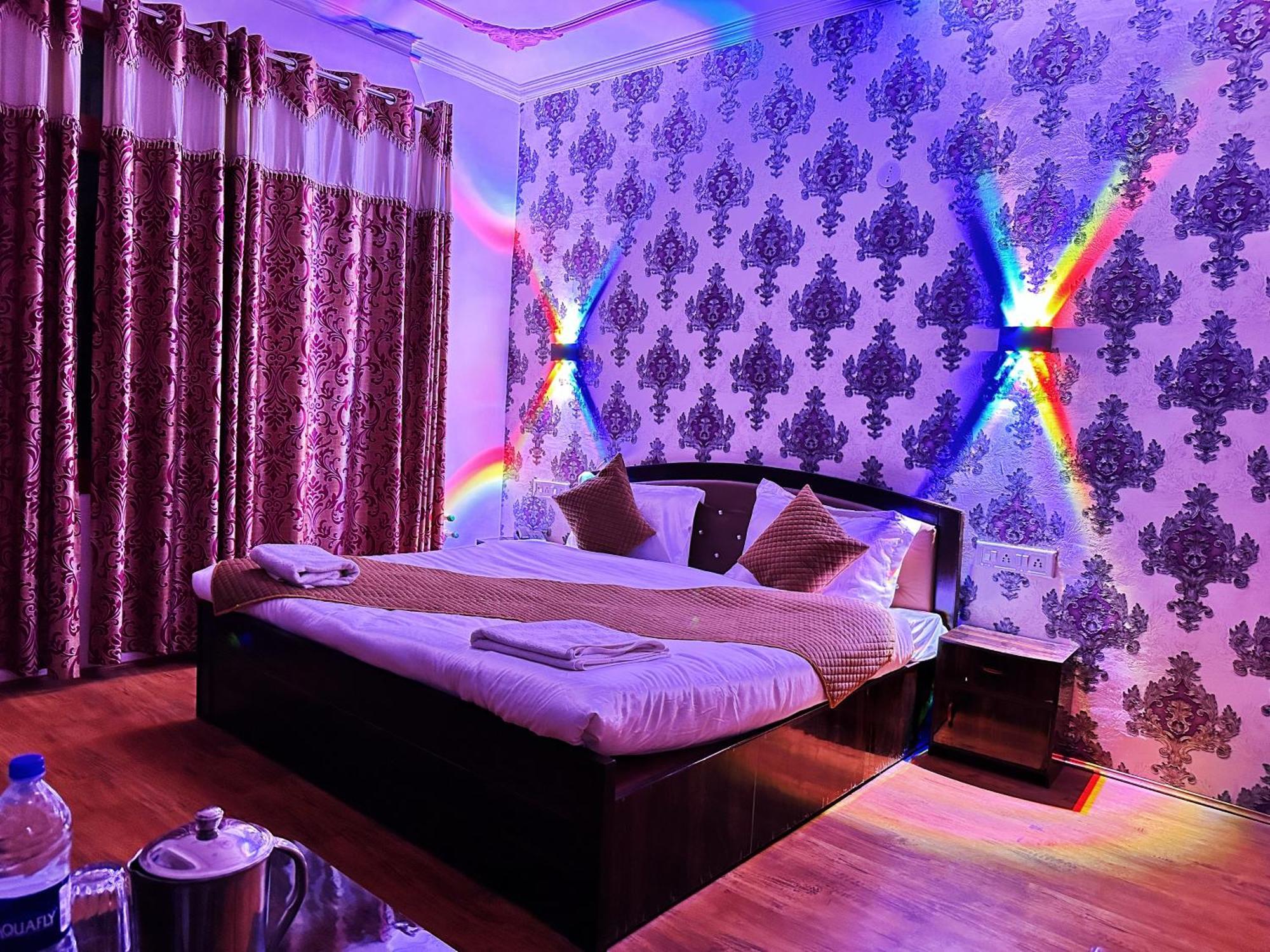 Roseline Inn Srīnagar المظهر الخارجي الصورة